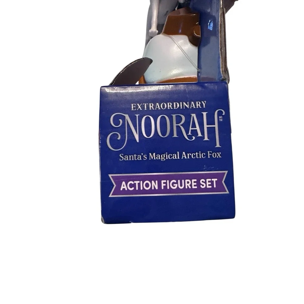 Elf On‎ The Shelf Extraordinary Noorah Santas Magical Arctic Fox Action - Set
